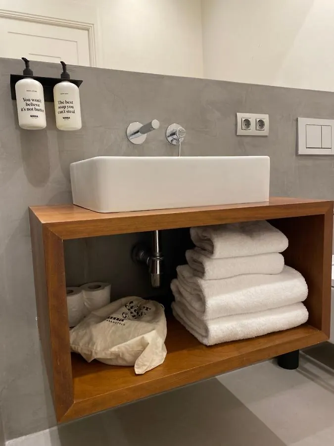 アパート Uma Suites Rambla Catalunya 22 バルセロナ