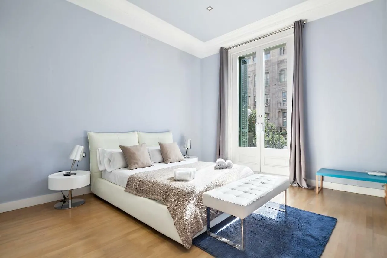 アパート Uma Suites Rambla Catalunya 22 バルセロナ