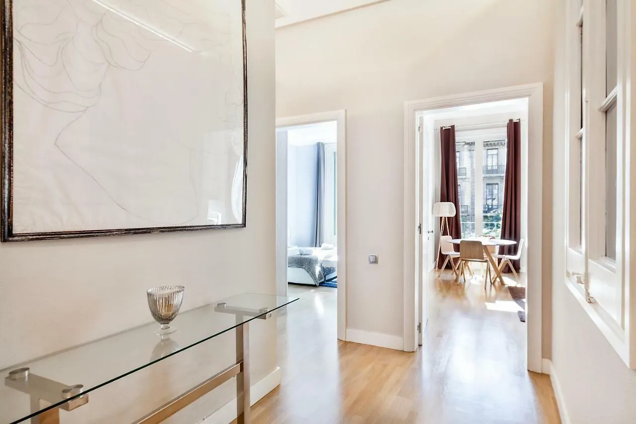 アパート Uma Suites Rambla Catalunya 22 バルセロナ